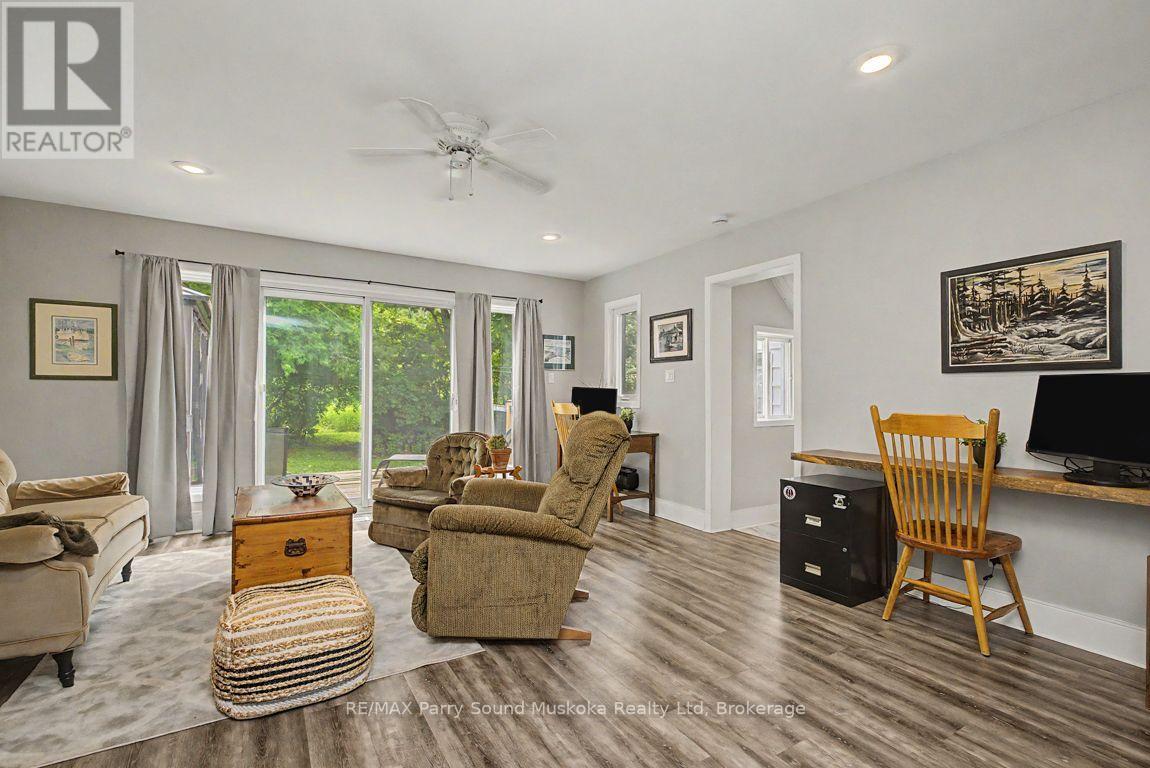 6 Prospect Street, Parry Sound, Ontario  P2A 2B6 - Photo 17 - X13562334