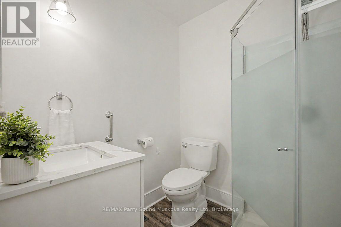6 Prospect Street, Parry Sound, Ontario  P2A 2B6 - Photo 20 - X13562334