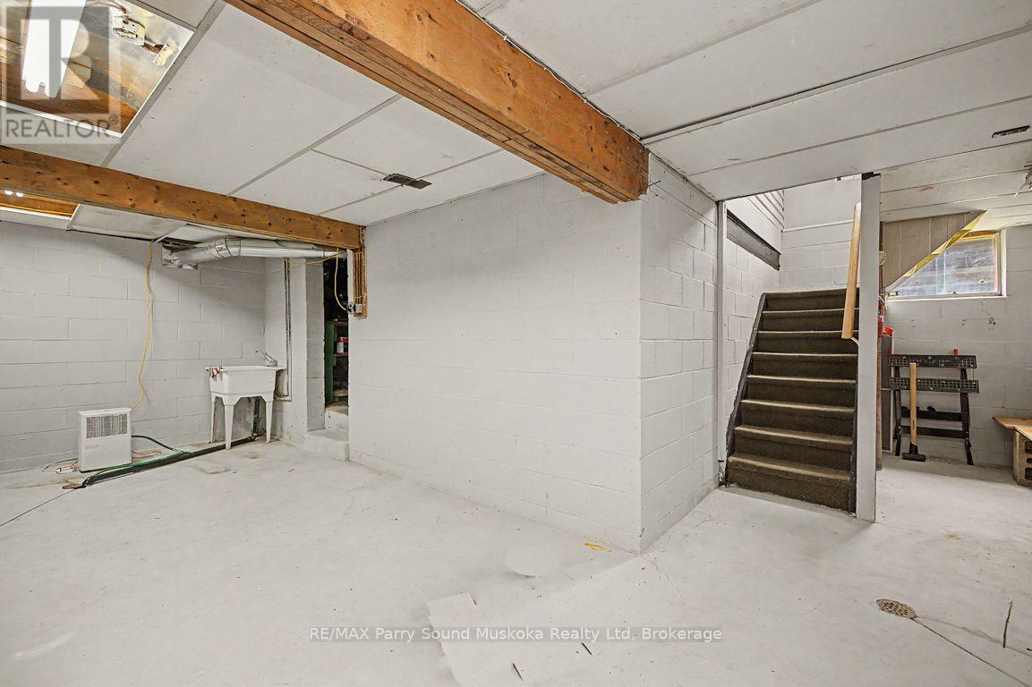 6 Prospect Street, Parry Sound, Ontario  P2A 2B6 - Photo 33 - X13562334