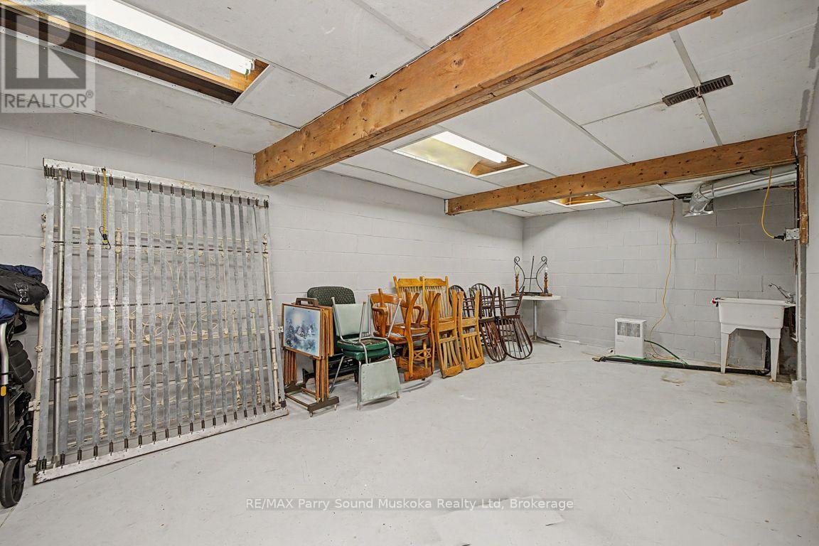 6 Prospect Street, Parry Sound, Ontario  P2A 2B6 - Photo 34 - X13562334