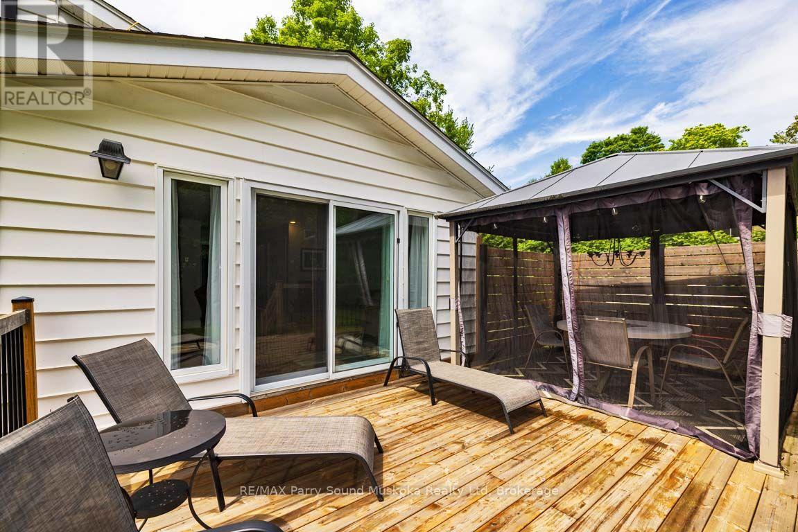 6 Prospect Street, Parry Sound, Ontario  P2A 2B6 - Photo 6 - X13562334