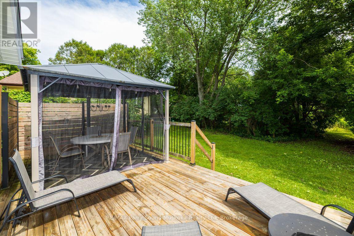 6 Prospect Street, Parry Sound, Ontario  P2A 2B6 - Photo 7 - X13562334