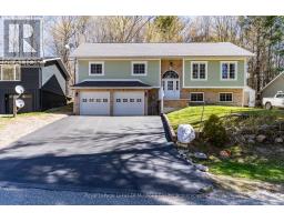 22 DUKE STREET, Muskoka Lakes, Ontario