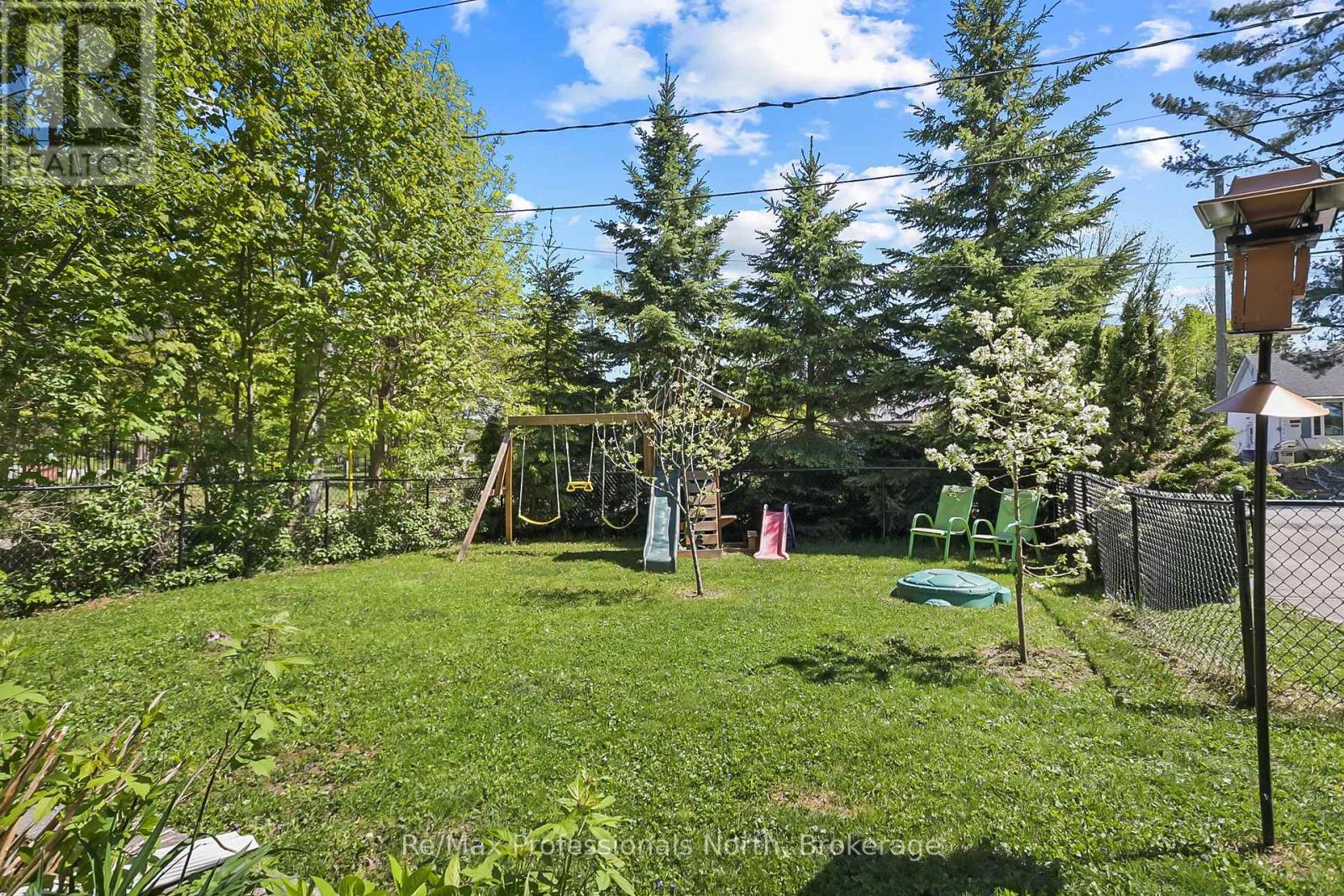 110 Fraser Street, Gravenhurst, Ontario  P1P 1C9 - Photo 30 - X13565408