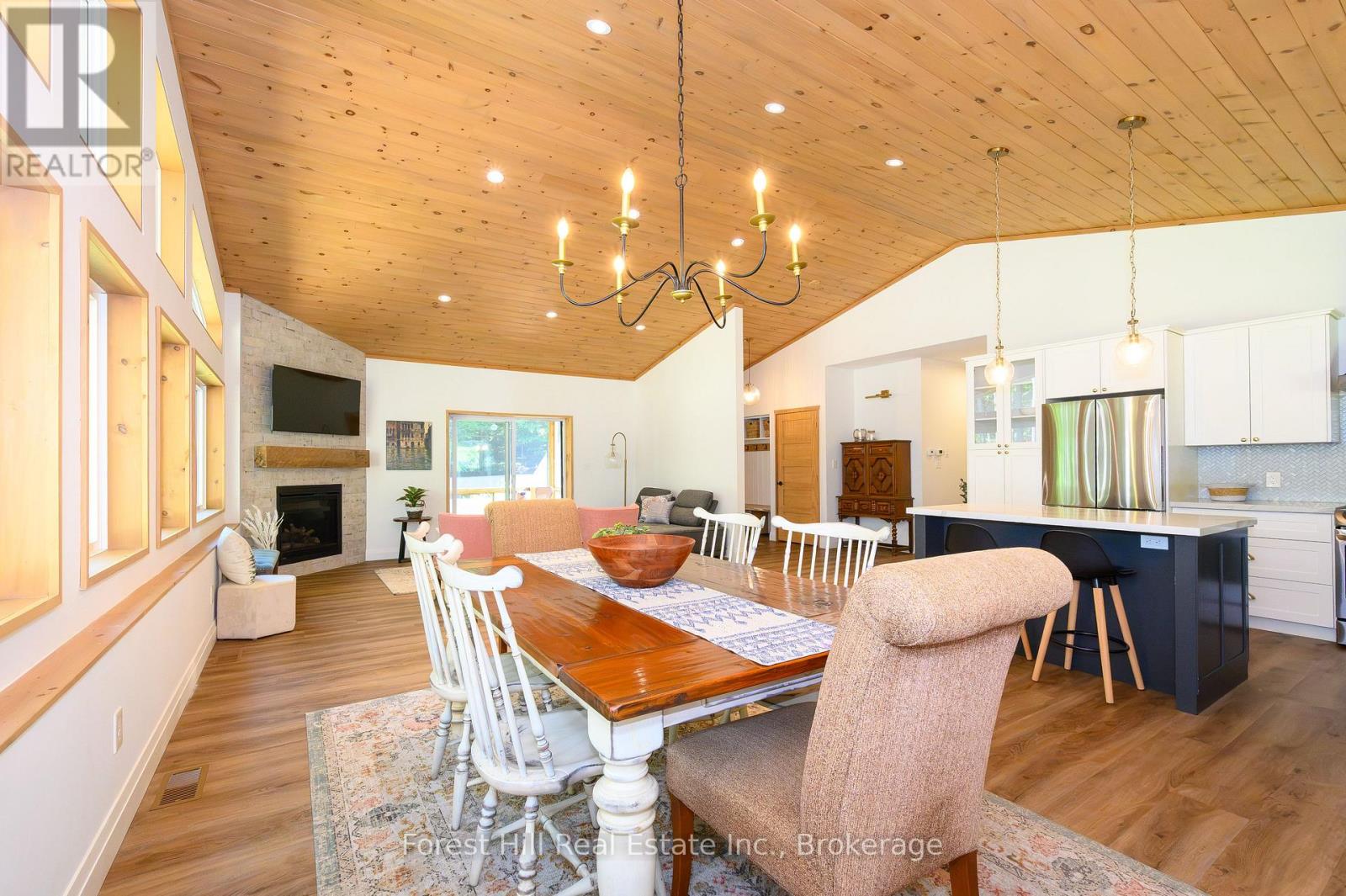 315 North Fox Lake Road W, Huntsville, Ontario  P1H 2J2 - Photo 13 - X13568016