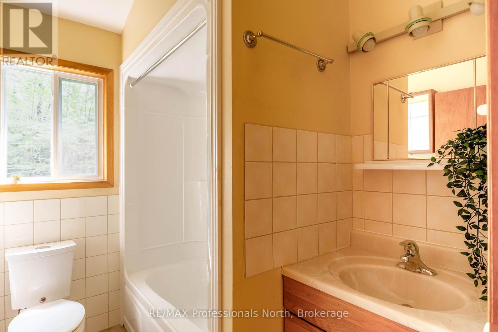 13 Hickory Crescent, Seguin, Ontario  P0C 1J0 - Photo 12 - X13568784