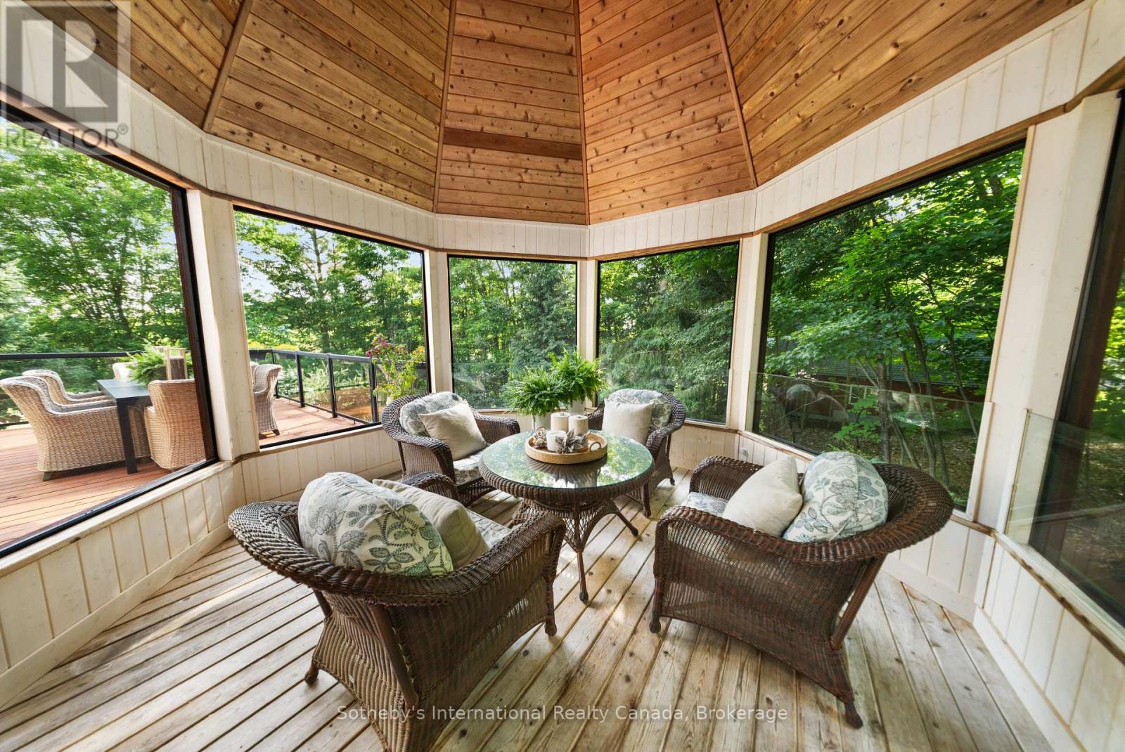 743 Skyhills Road, Huntsville, Ontario  P1H 2N5 - Photo 7 - X13569560