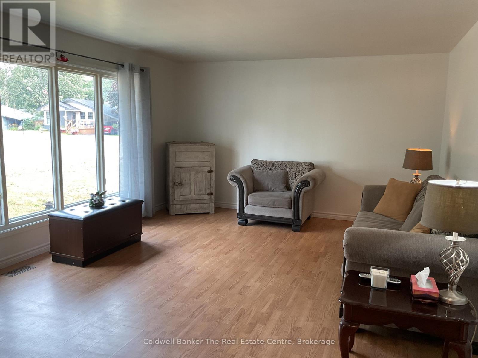 365 Pinegrove Street, Gravenhurst, Ontario  P1P 1L6 - Photo 11 - X13569792