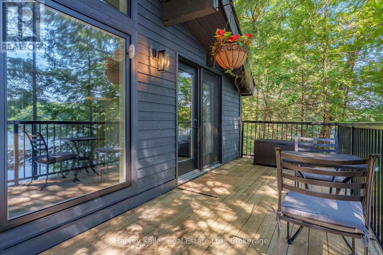 1075 Hallett Road, Muskoka Lakes, Ontario  P0C 1H0 - Photo 21 - X13570636