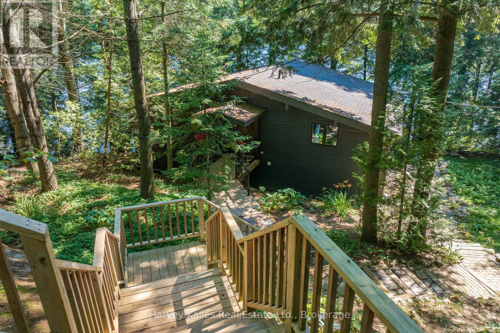1075 Hallett Road, Muskoka Lakes, Ontario  P0C 1H0 - Photo 40 - X13570636