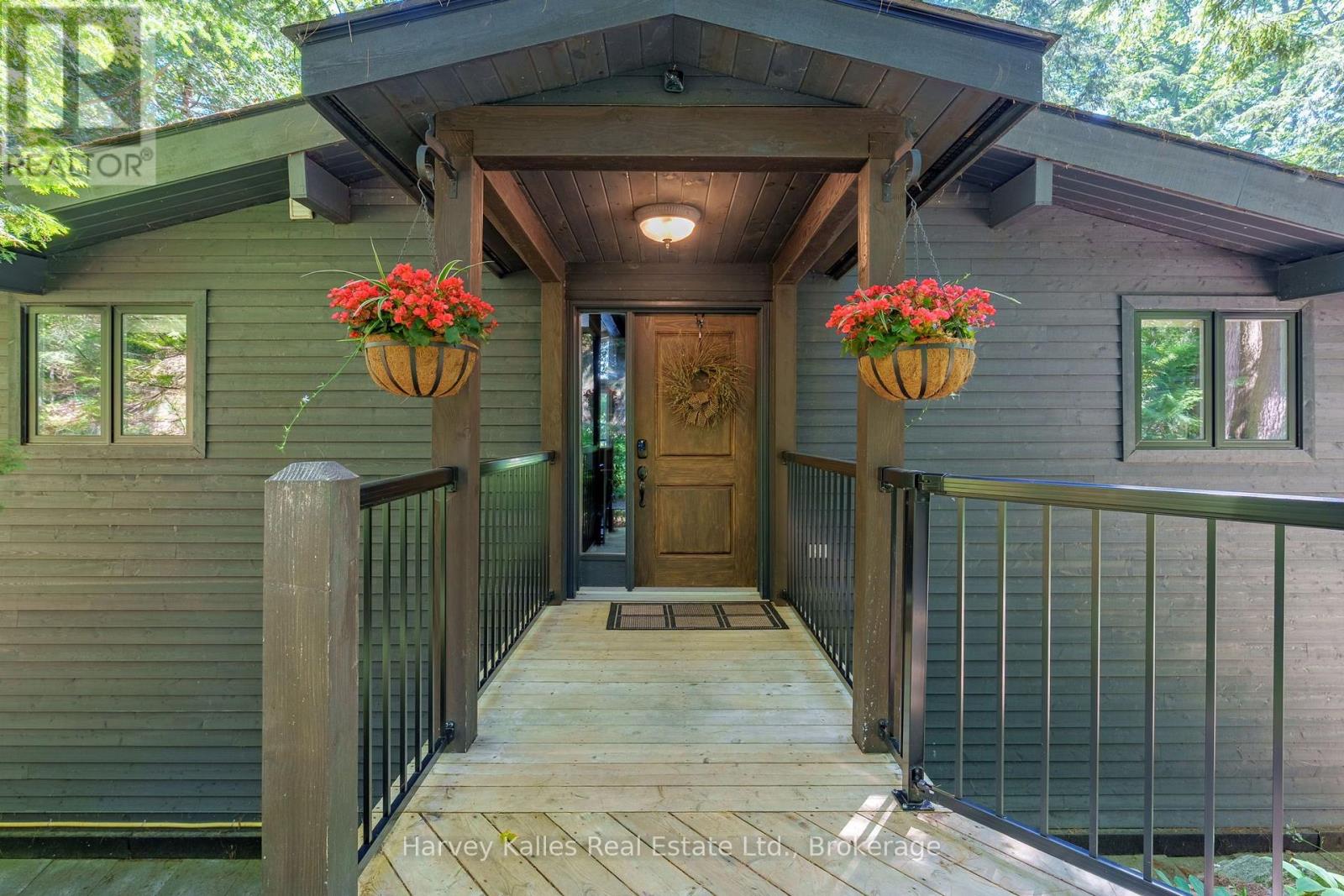 1075 Hallett Road, Muskoka Lakes, Ontario  P0C 1H0 - Photo 7 - X13570636