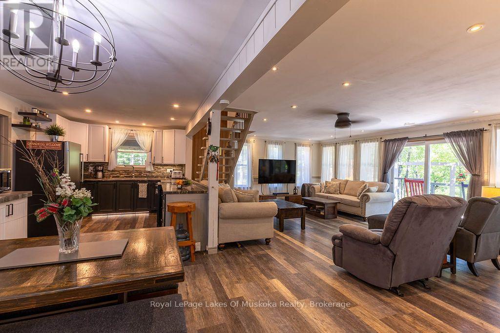 1075 Leonard Lake 2 Road, Muskoka Lakes, Ontario  P1L 0M5 - Photo 6 - X13570720