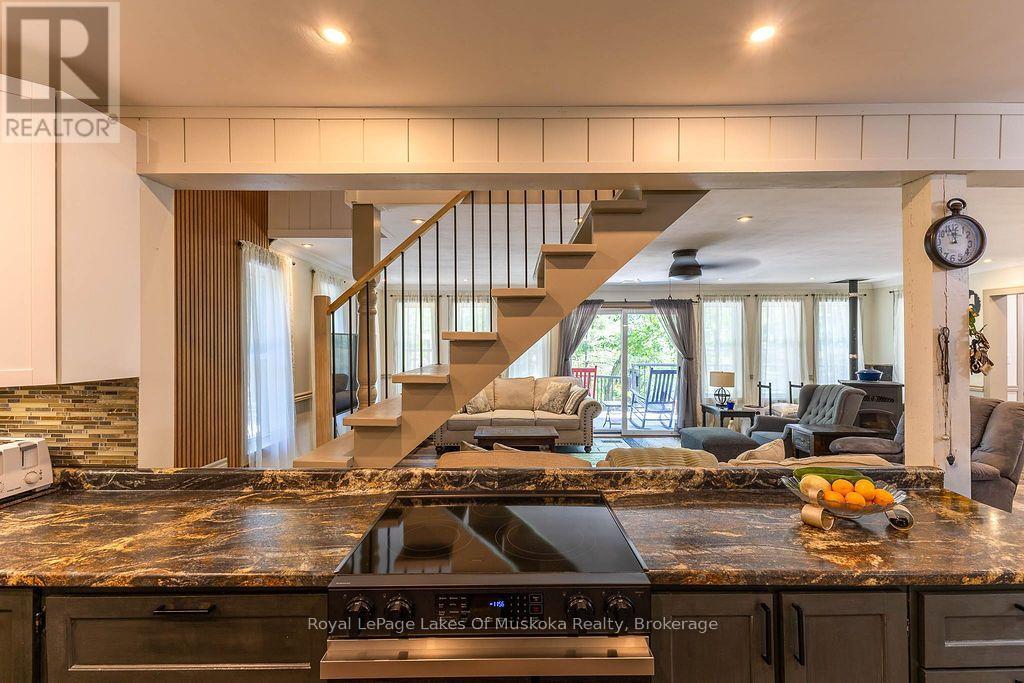 1075 Leonard Lake 2 Road, Muskoka Lakes, Ontario  P1L 0M5 - Photo 8 - X13570720