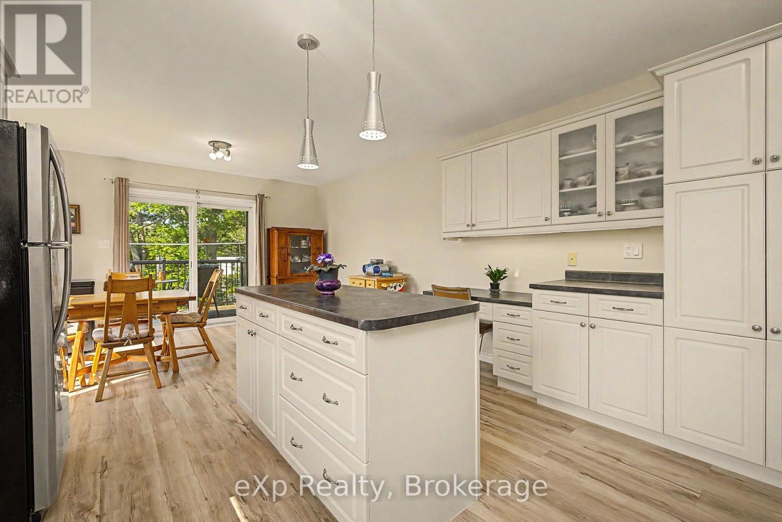 2 Mann Avenue N, Parry Sound, Ontario  P2A 2H3 - Photo 12 - X13573636