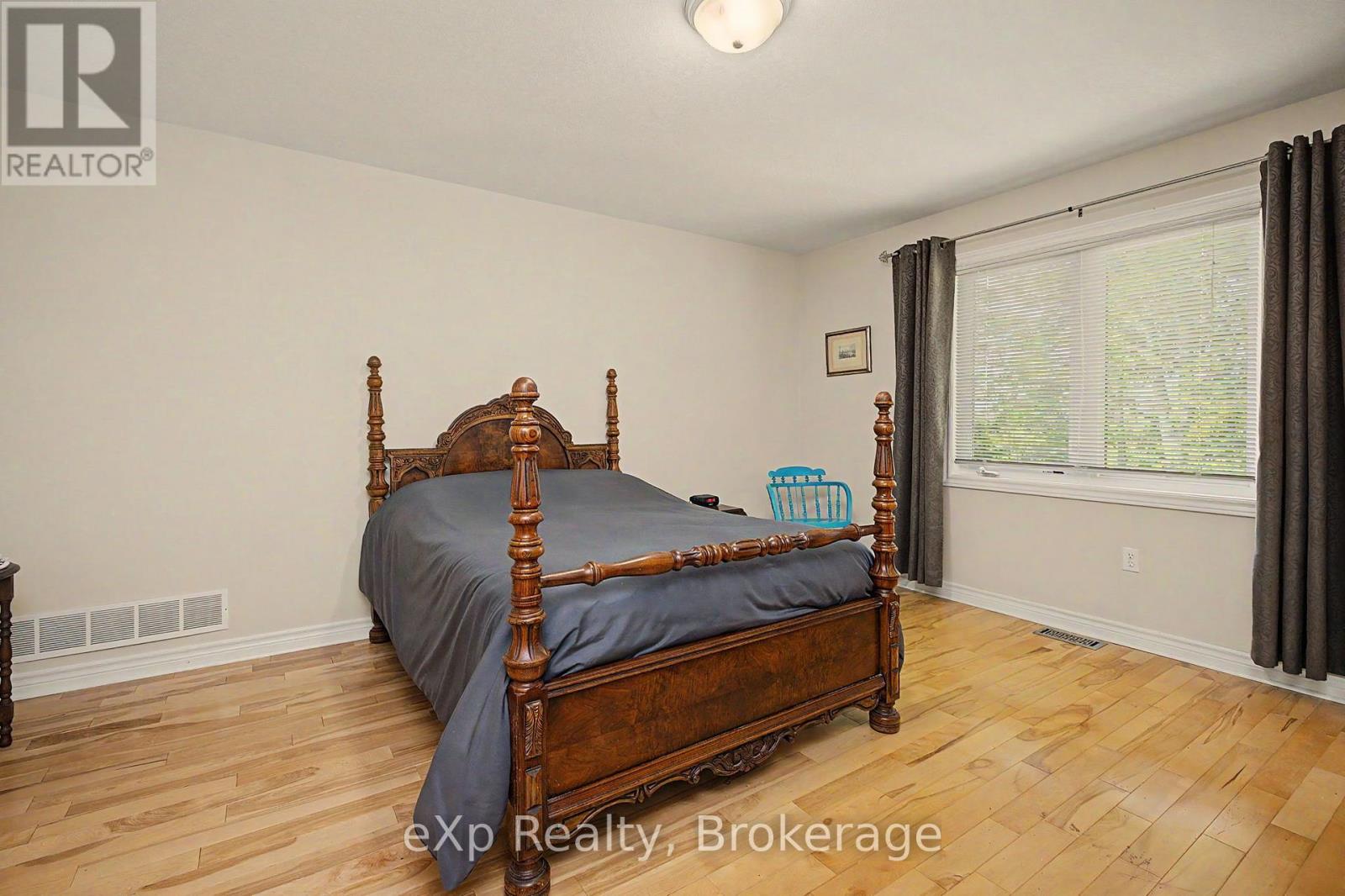 2 Mann Avenue N, Parry Sound, Ontario  P2A 2H3 - Photo 18 - X13573636