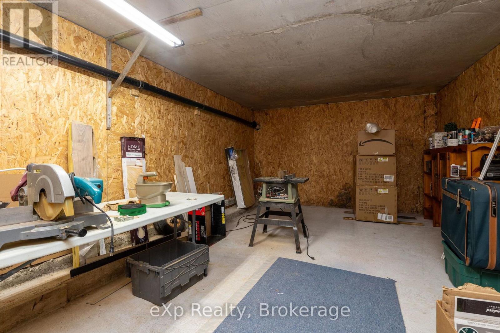2 Mann Avenue N, Parry Sound, Ontario  P2A 2H3 - Photo 31 - X13573636