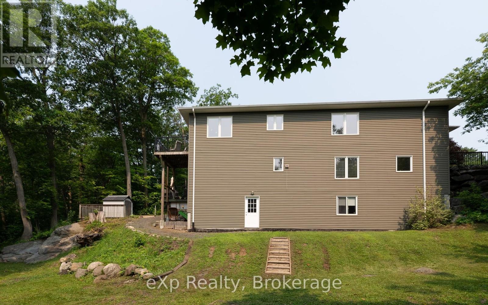 2 Mann Avenue N, Parry Sound, Ontario  P2A 2H3 - Photo 35 - X13573636