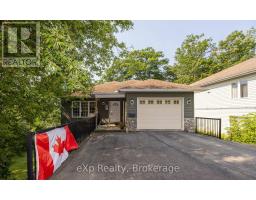 2 MANN AVENUE N, Parry Sound, Ontario