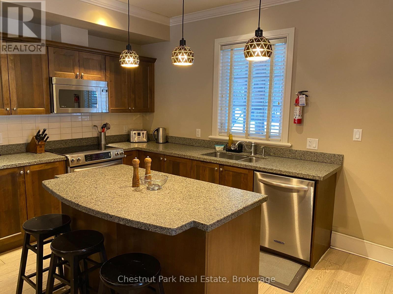 11 - 301 Emerald Hills Court, Seguin, Ontario  P0C 1H0 - Photo 15 - X13575380