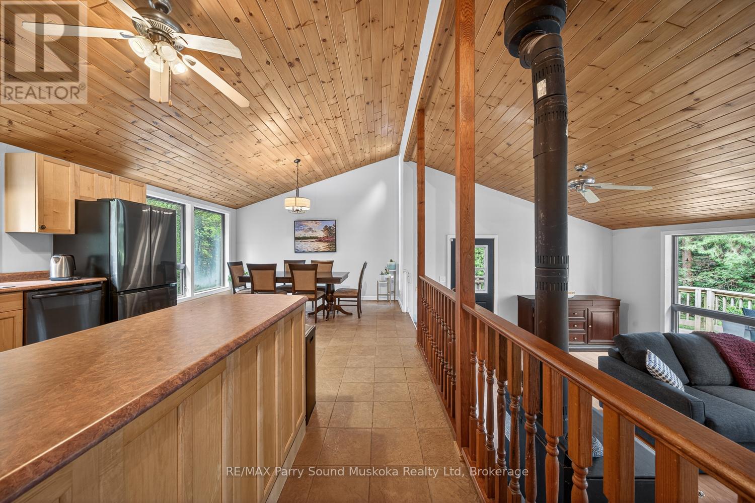 34 Silver Point Drive, Seguin, Ontario  P2W 2W8 - Photo 5 - X13575930
