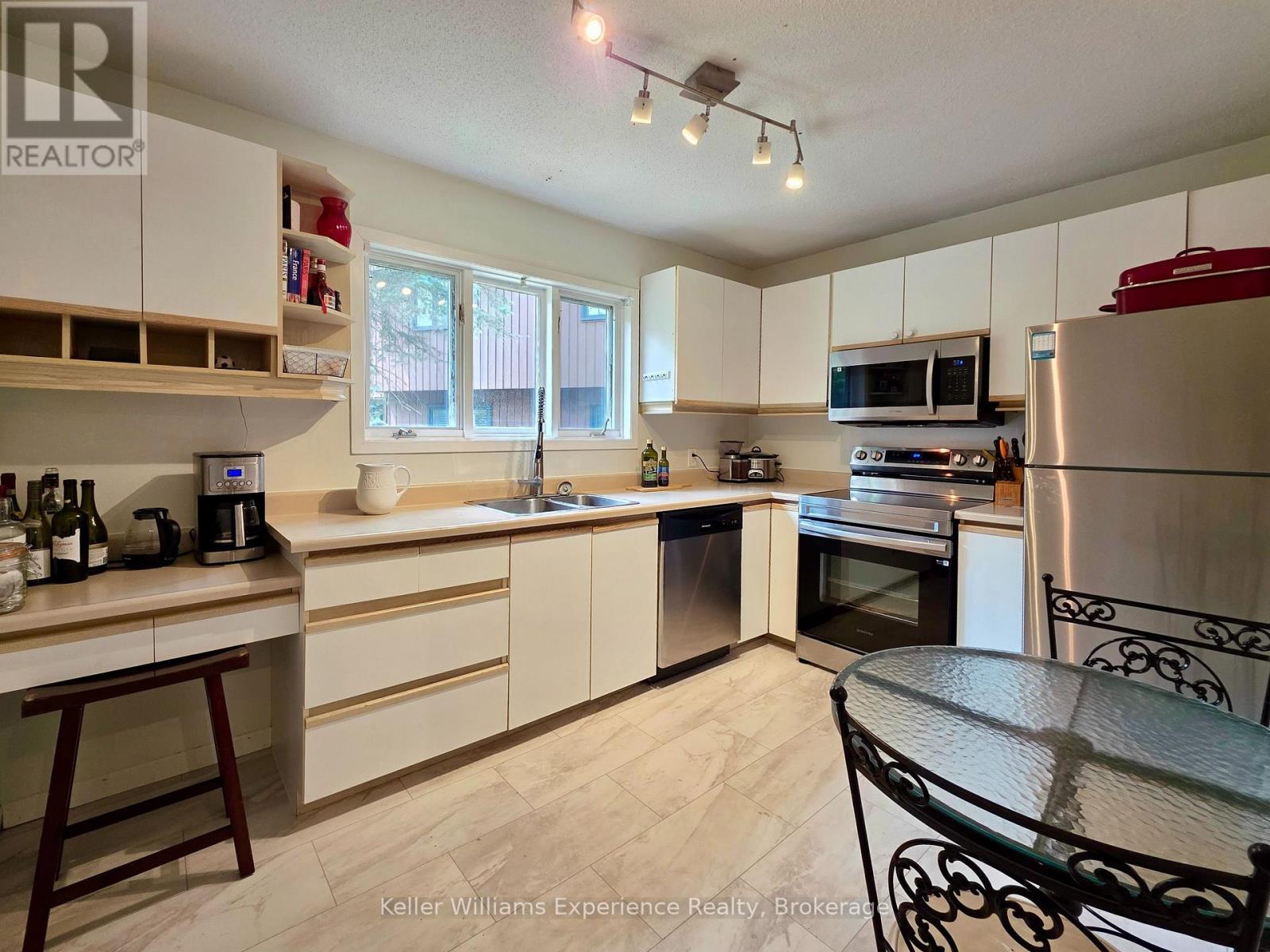 10 - 49 Southbank Drive, Bracebridge, Ontario  P1L 1G2 - Photo 6 - X13578002
