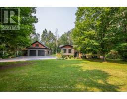 78 GLENCAIRN CRESCENT, Huntsville, Ontario