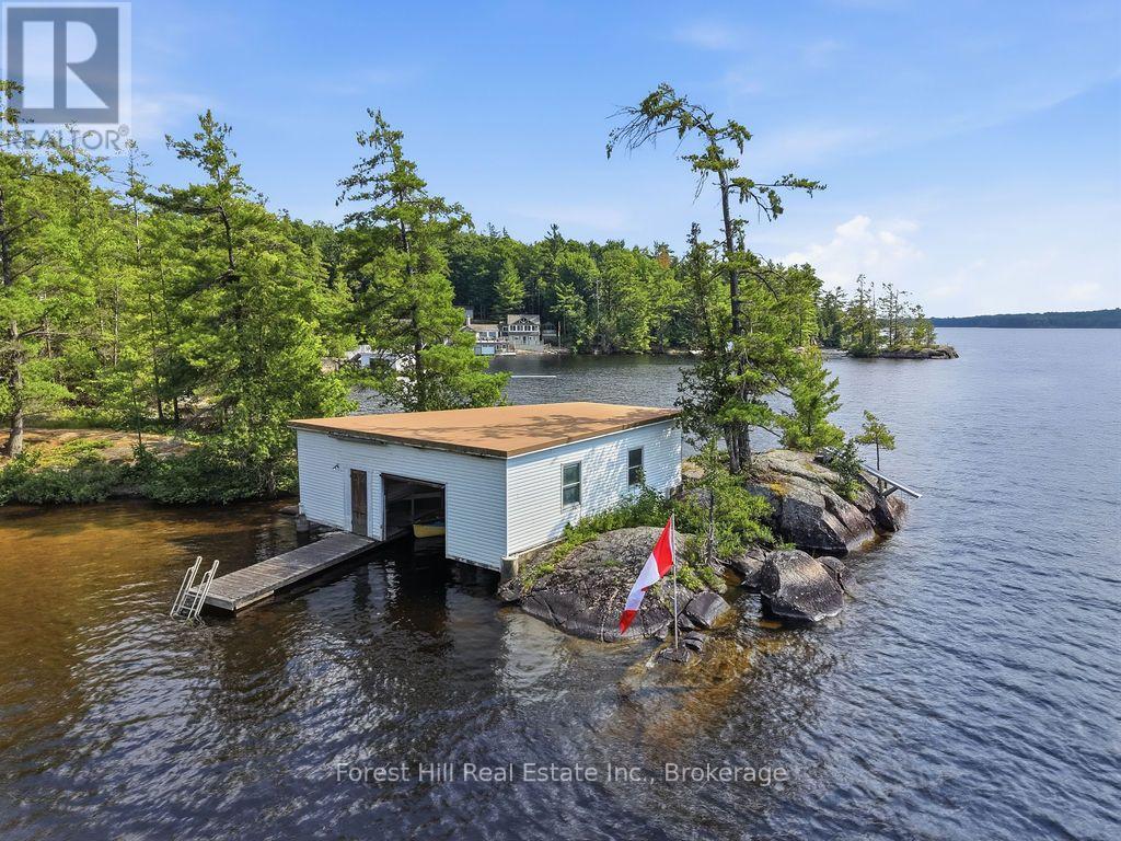 1211 Waldmere Road, Bracebridge, Ontario  P1L 1W8 - Photo 3 - X13580634