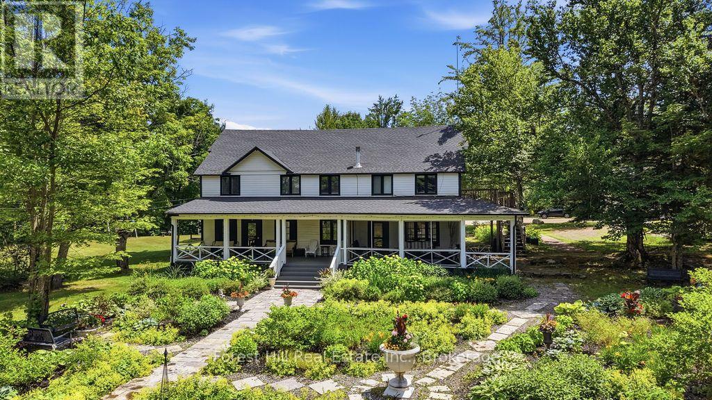 1040 Walker Lake Drive, Lake Of Bays, Ontario  P1H 2J6 - Photo 4 - X13581114