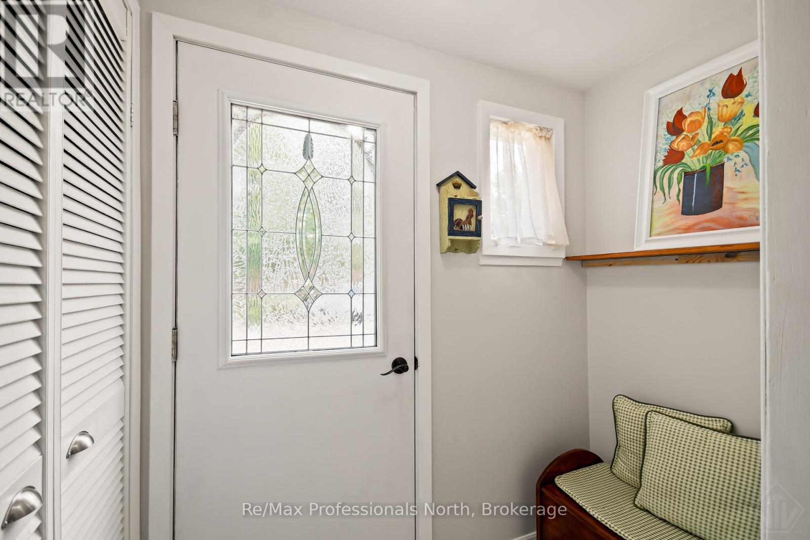 695 John Street N, Gravenhurst, Ontario  P1P 1E6 - Photo 11 - X13582602
