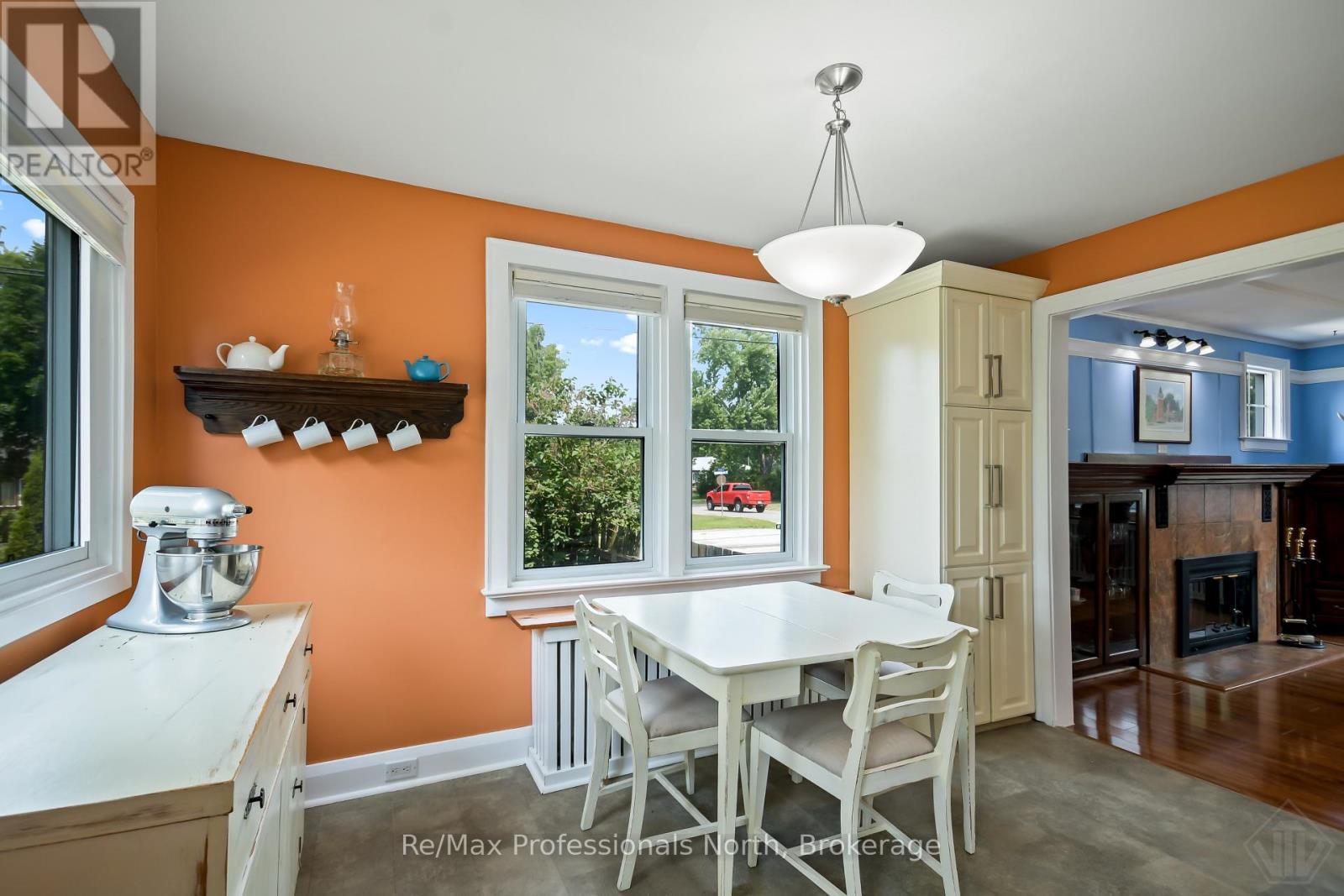 695 John Street N, Gravenhurst, Ontario  P1P 1E6 - Photo 19 - X13582602
