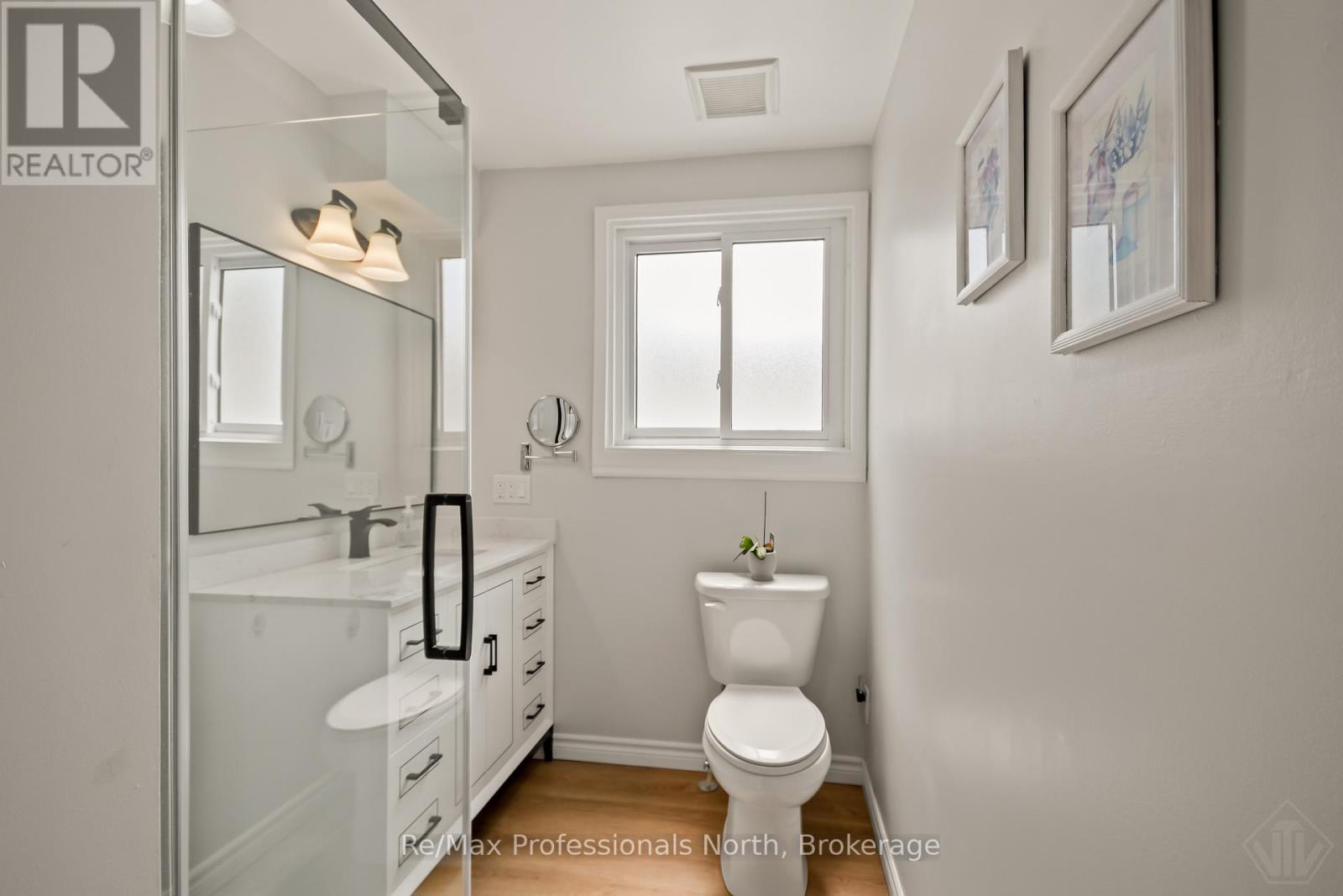 695 John Street N, Gravenhurst, Ontario  P1P 1E6 - Photo 22 - X13582602
