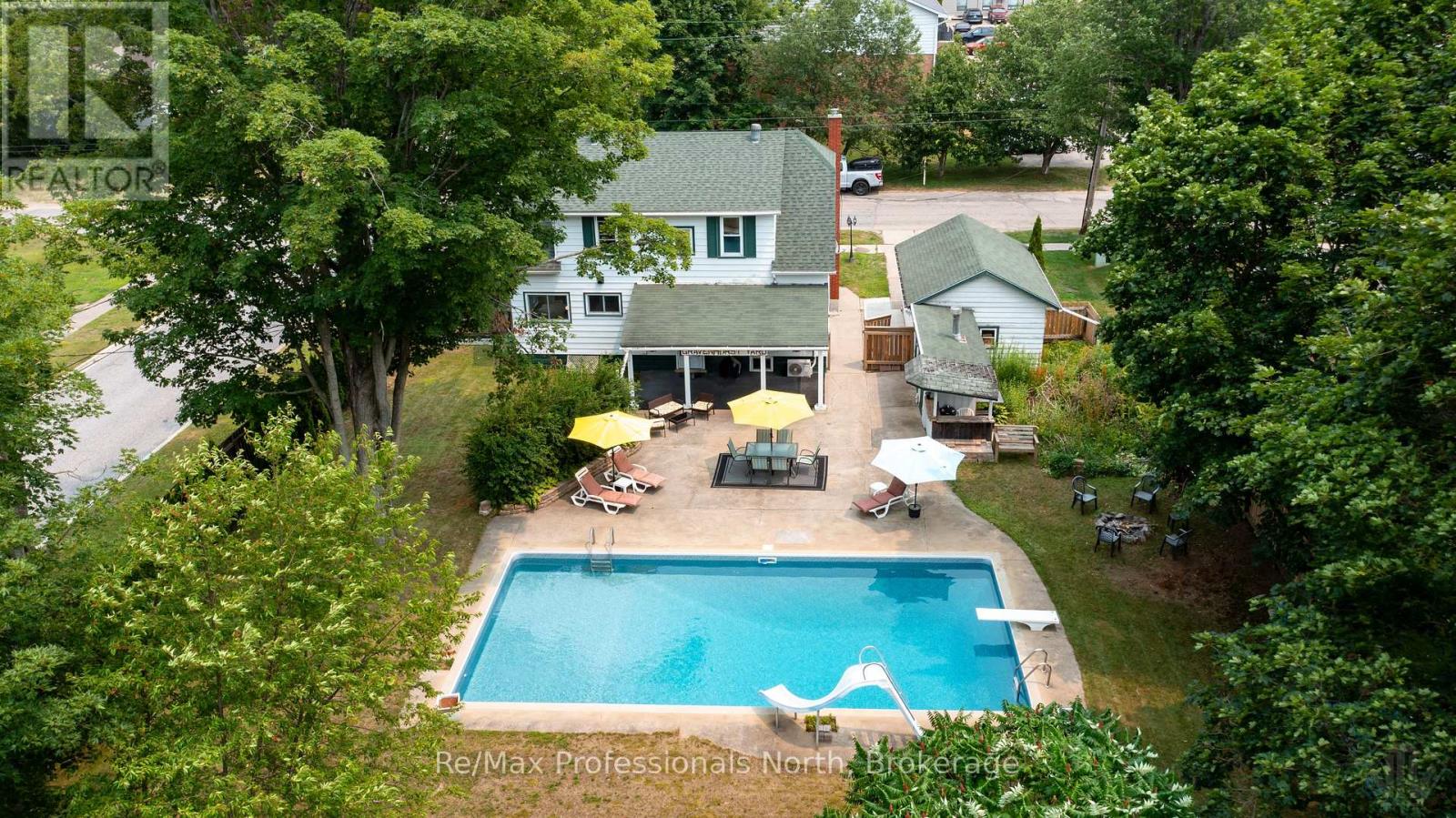 695 John Street N, Gravenhurst, Ontario  P1P 1E6 - Photo 38 - X13582602
