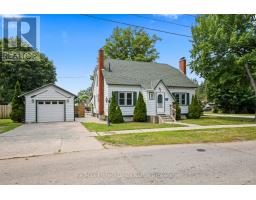 695 JOHN STREET N, Gravenhurst, Ontario
