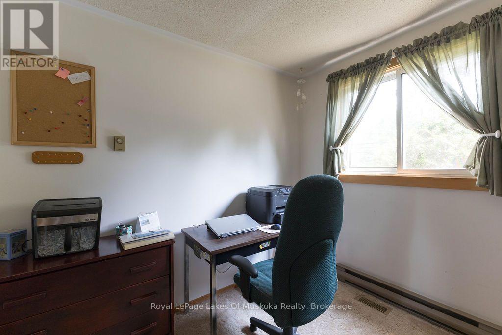 950 Muskoka #3 Road N, Huntsville, Ontario  P1H 1E2 - Photo 18 - X13584438