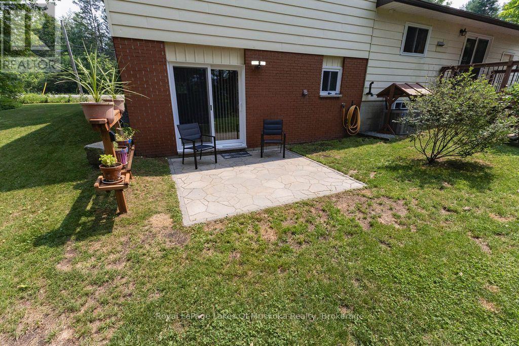 950 Muskoka #3 Road N, Huntsville, Ontario  P1H 1E2 - Photo 24 - X13584438