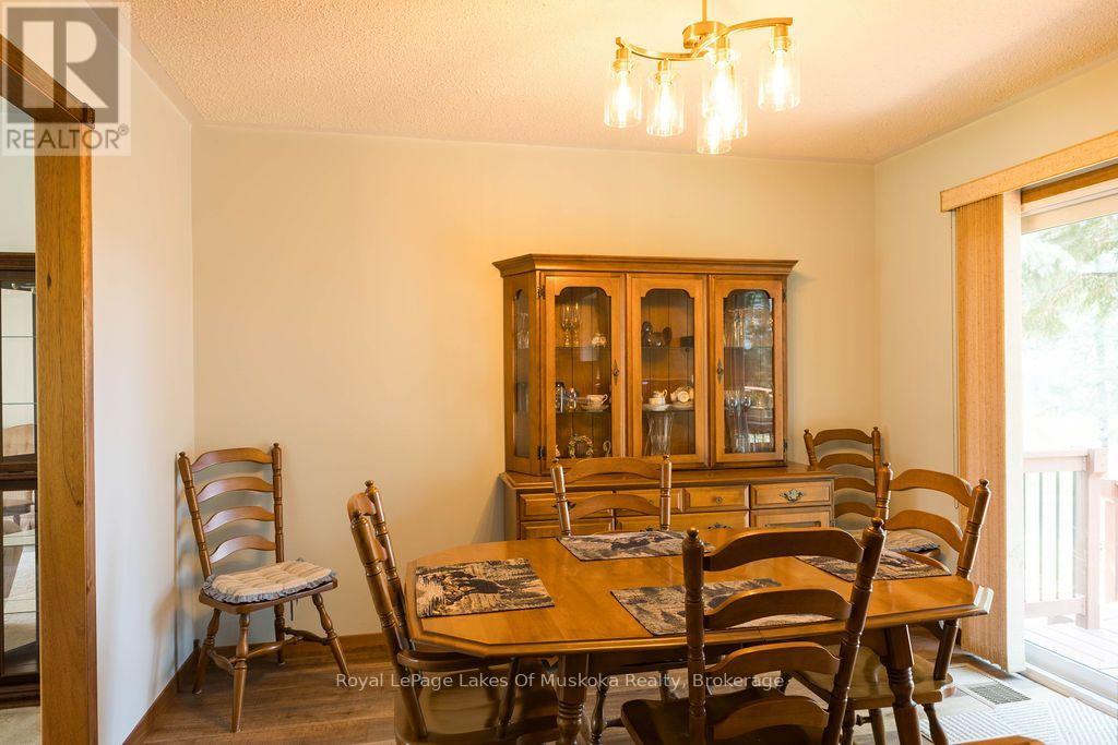 950 Muskoka #3 Road N, Huntsville, Ontario  P1H 1E2 - Photo 8 - X13584438