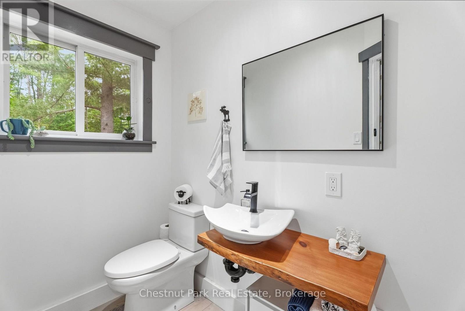 647 Lynx Lake Road, Huntsville, Ontario  P1H 2J3 - Photo 18 - X13587470