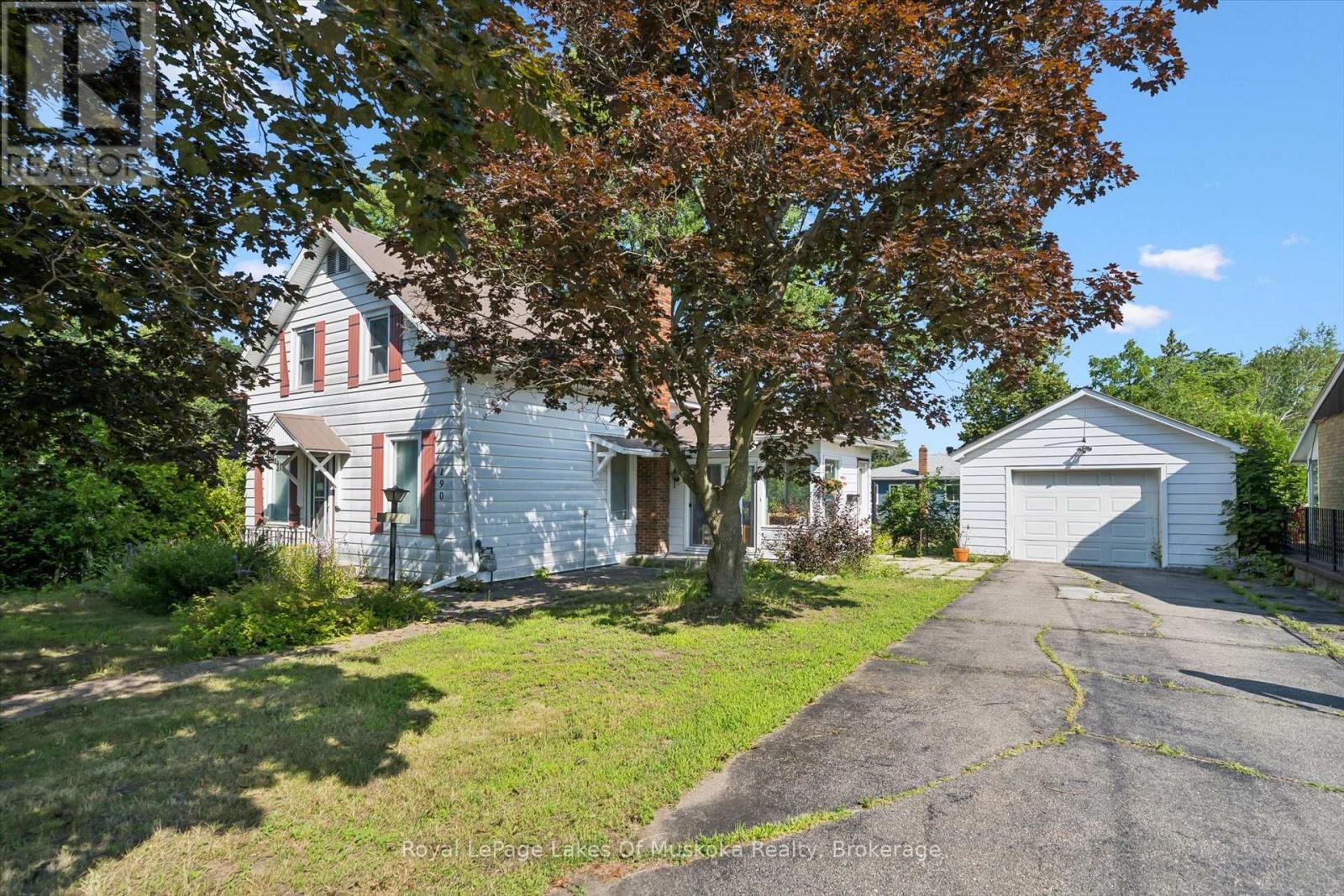 190 Winewood Avenue W, Gravenhurst, Ontario  P1P 1E6 - Photo 1 - X13587714