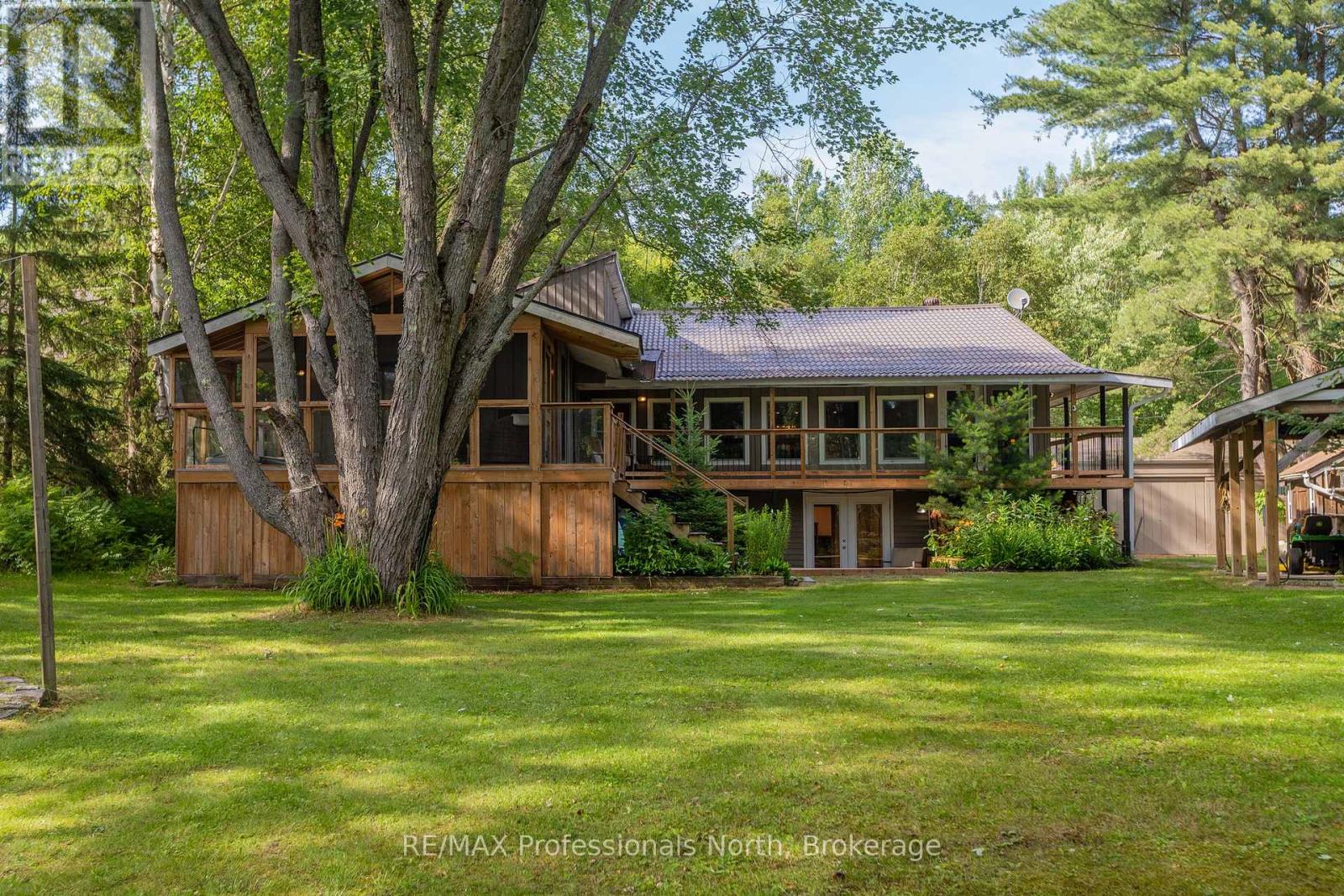 55 Glen Acres Road, Huntsville, Ontario  P1H 1N6 - Photo 1 - X13591284