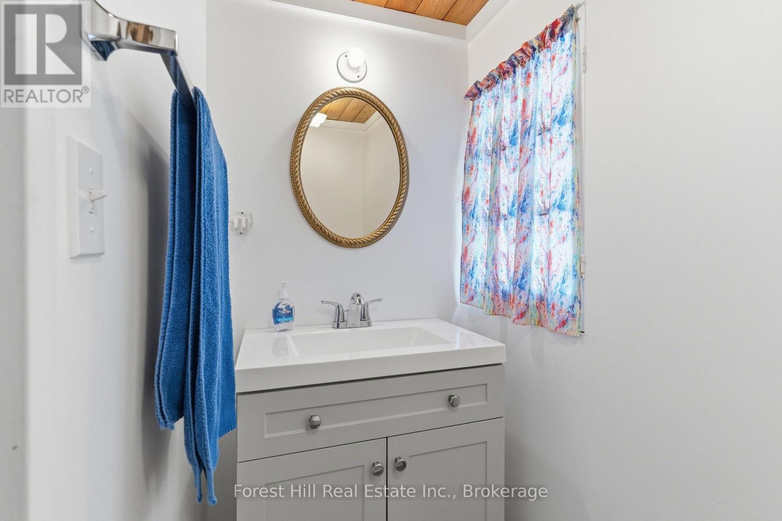 Unit 1 - 2871 Muskoka Road 169 Road, Muskoka Lakes, Ontario  P0C 1A0 - Photo 21 - X13594594