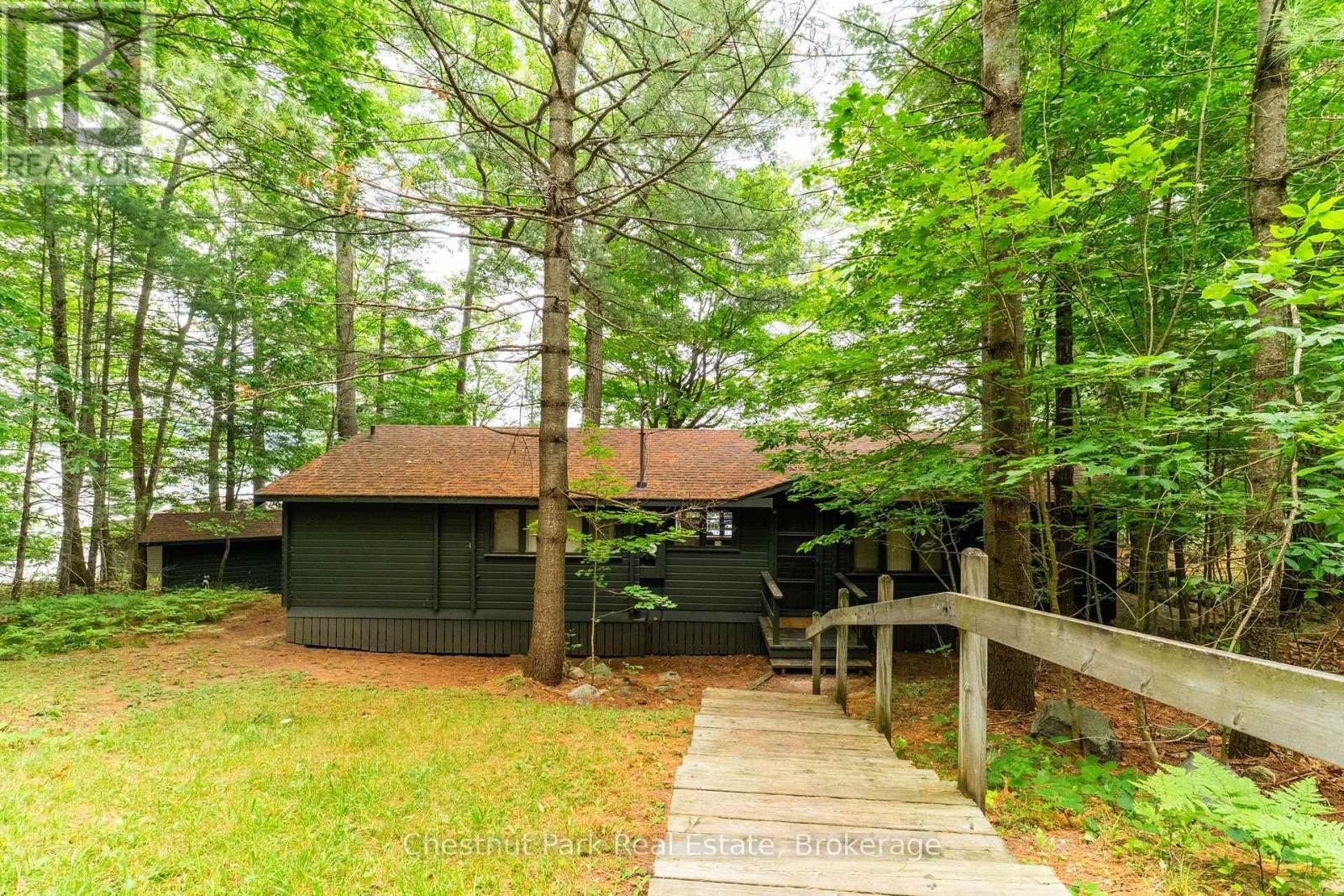 1049 Sagamo Boulevard, Muskoka Lakes, Ontario  P0B 1J0 - Photo 11 - X13595278