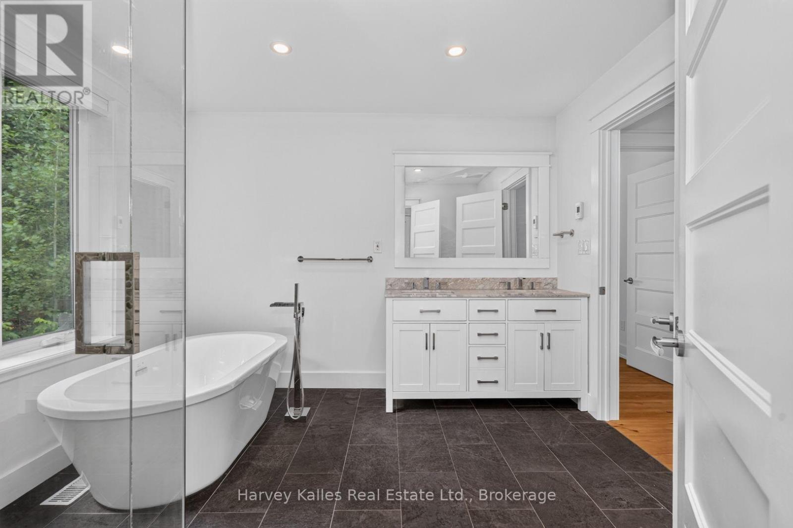 18 Ferris Road, Seguin, Ontario  P2A 0B2 - Photo 24 - X13596744