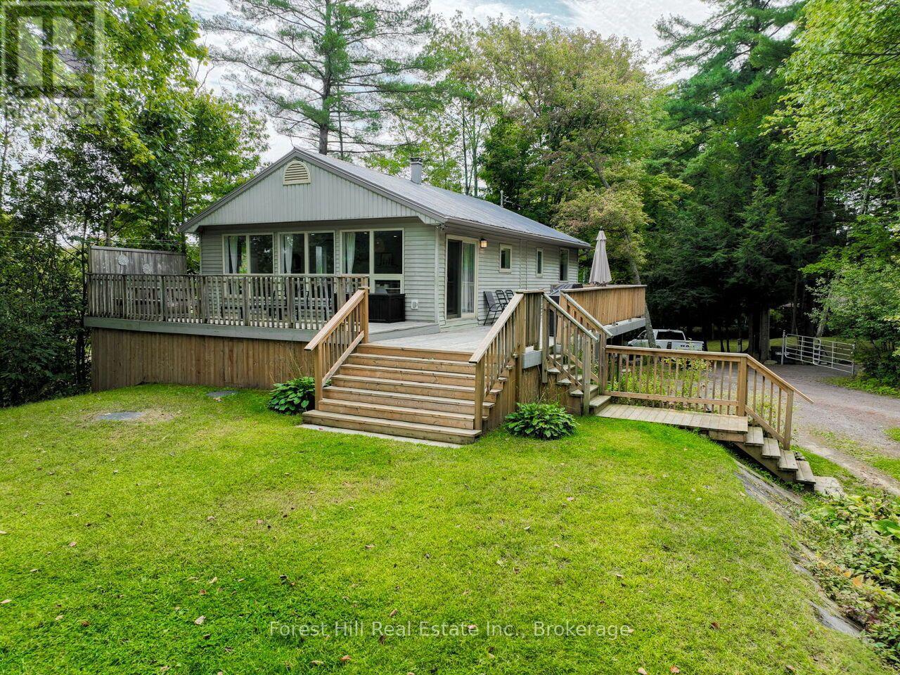 #8 - 1006 Youngs Road, Muskoka Lakes, Ontario  P0B 1J0 - Photo 1 - X13600634