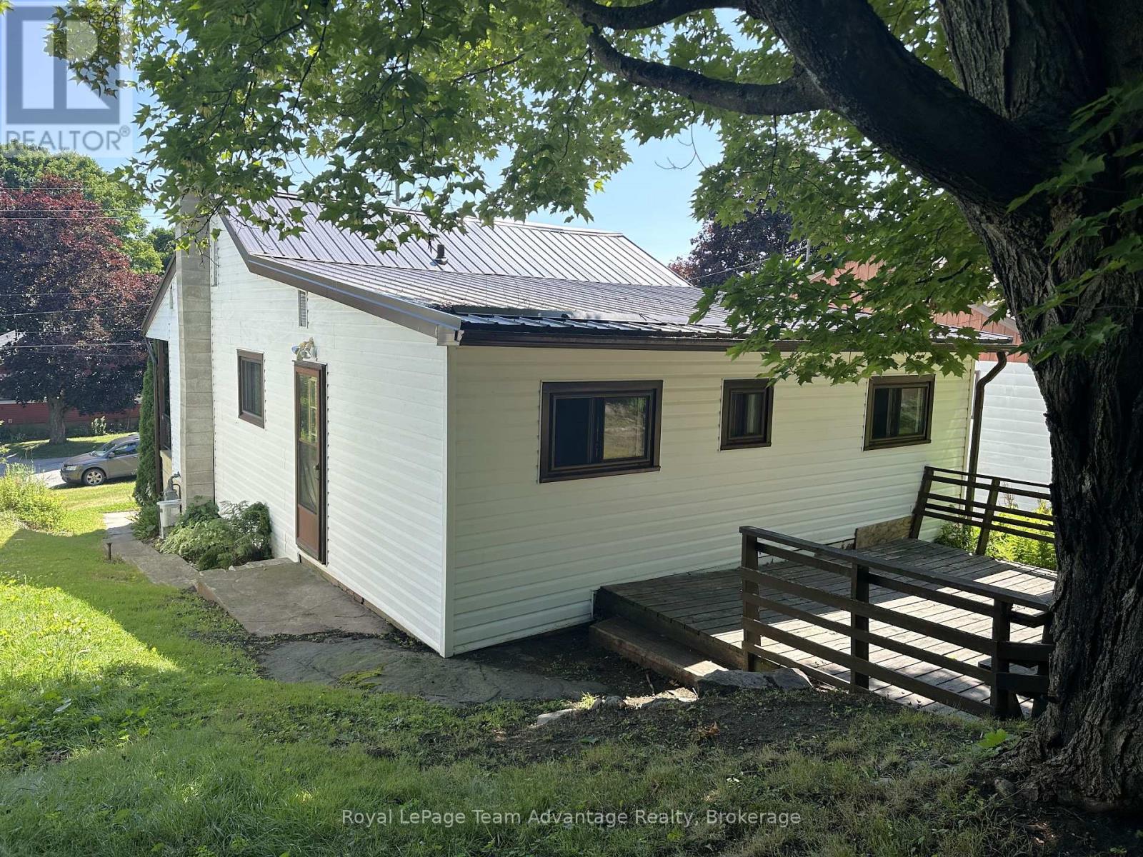 14 Riverdale Road, Parry Sound, Ontario  P2A 1N9 - Photo 3 - X13602176
