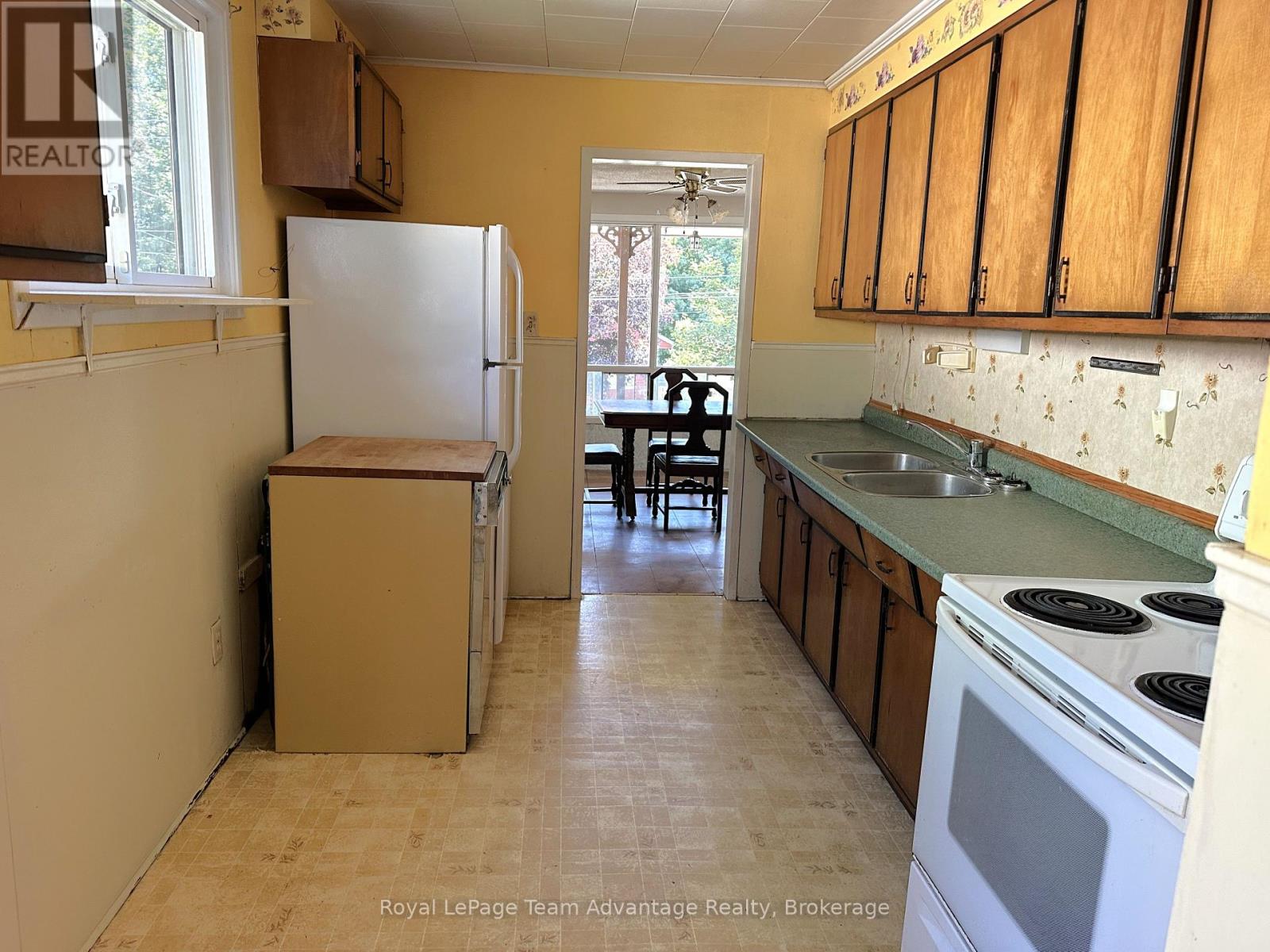 14 Riverdale Road, Parry Sound, Ontario  P2A 1N9 - Photo 4 - X13602176