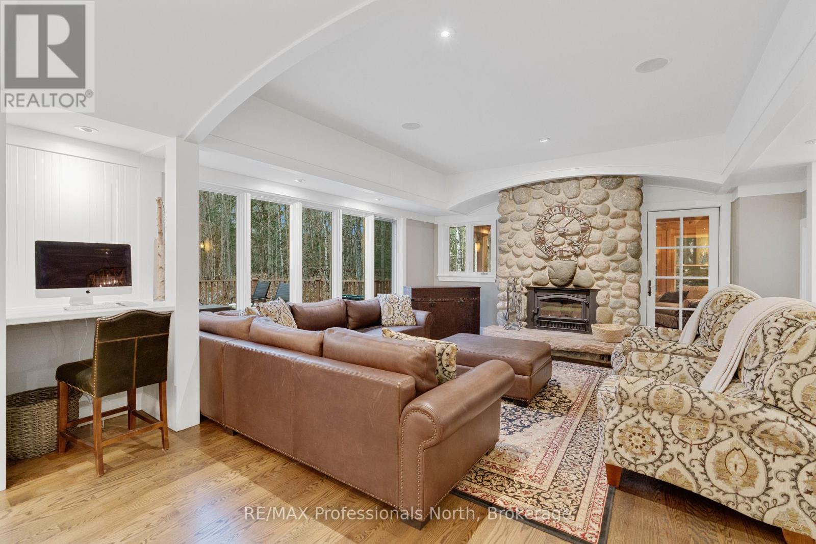 1656 Muskoka Beach Road, Bracebridge, Ontario  P1P 1R1 - Photo 18 - X13603458