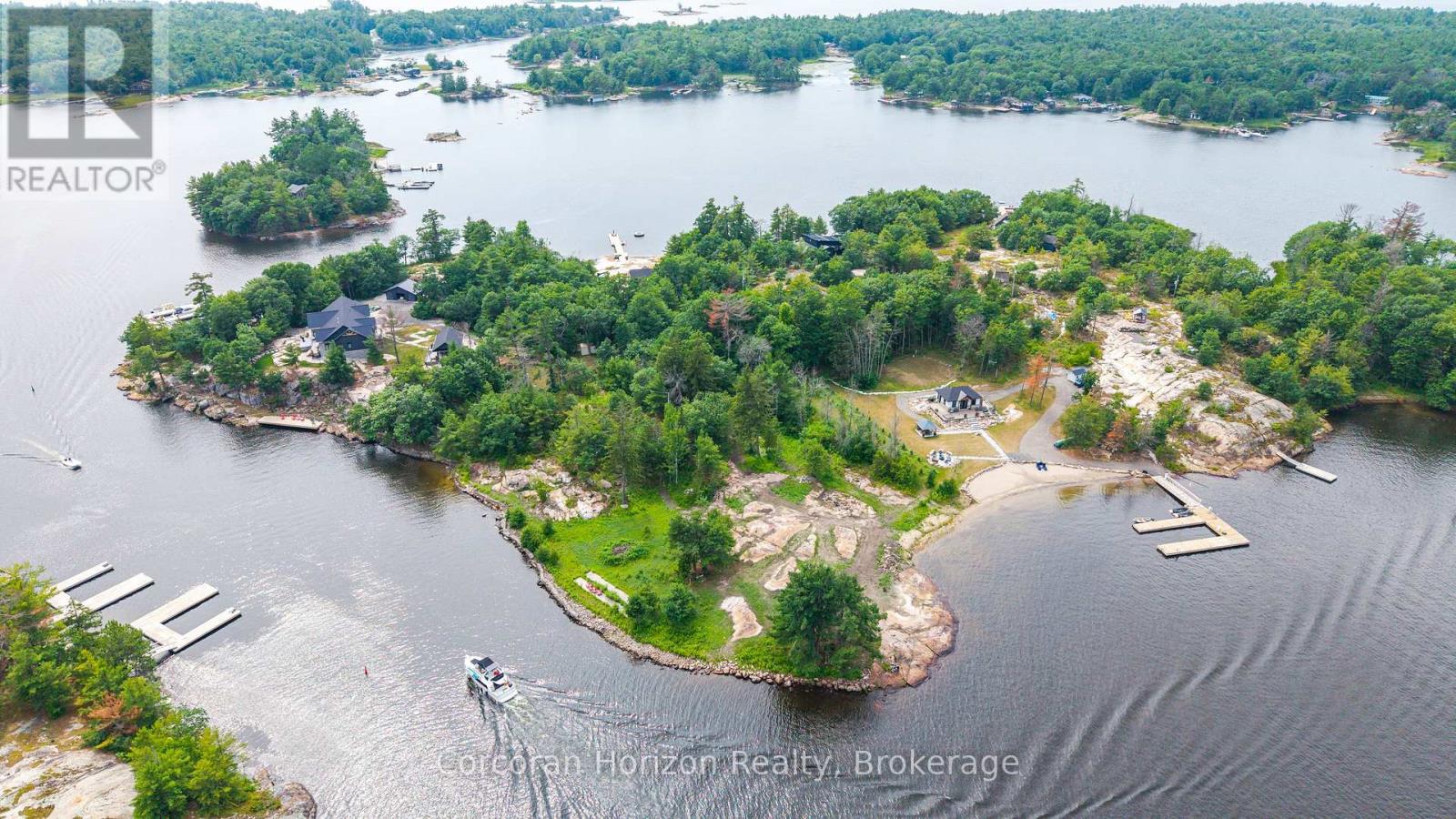 16 Island 810/royal Island, Georgian Bay, Ontario  P0E 1E0 - Photo 1 - X13603704