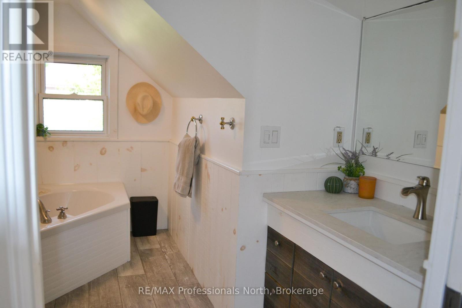 14 Princess Street, Huntsville, Ontario  P1H 1P2 - Photo 8 - X13604938