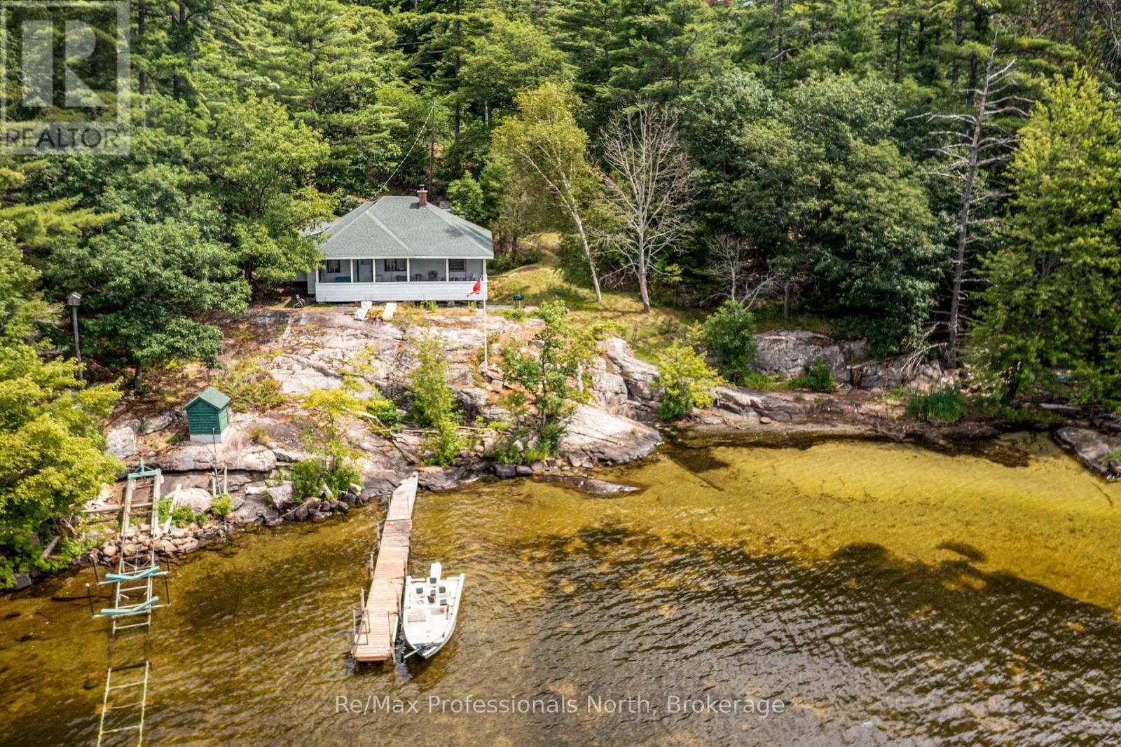 1102 Unit 2 Clipsham Road, Gravenhurst, Ontario  P0E 1G0 - Photo 2 - X13606362