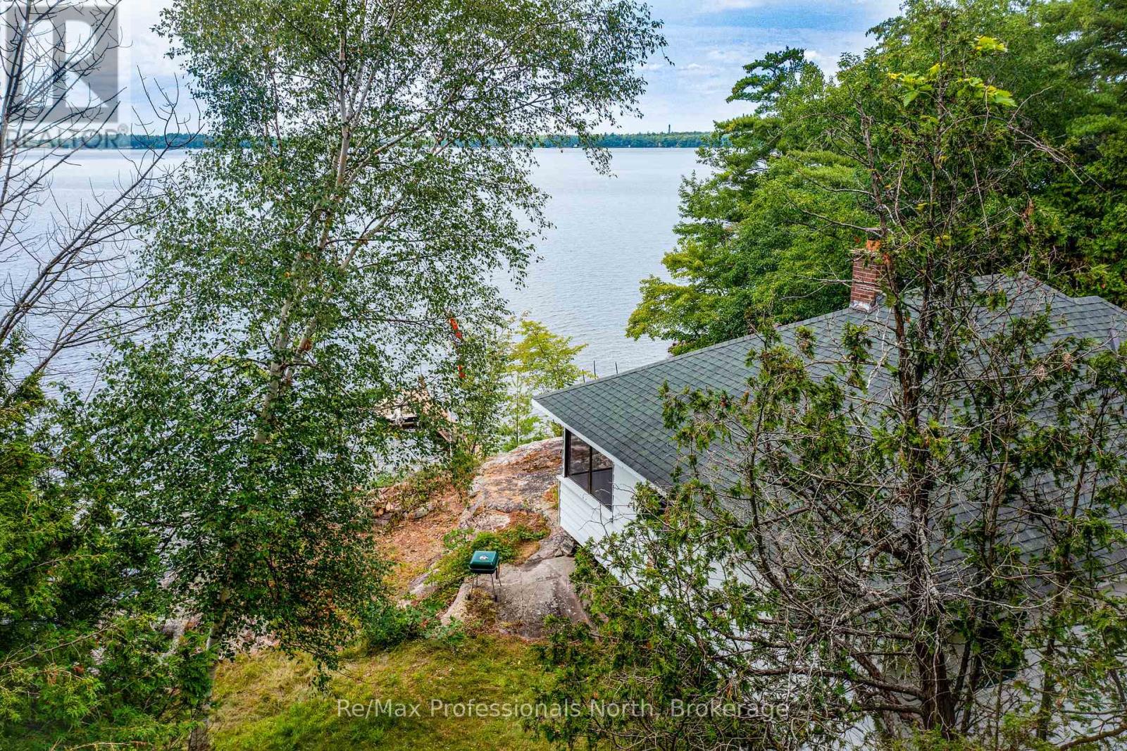 1102 Unit 2 Clipsham Road, Gravenhurst, Ontario  P0E 1G0 - Photo 45 - X13606362